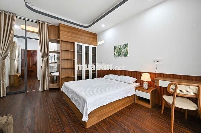 Căn hộ 1PN full nội thất ban công lớn thoáng Trần Hưng Đạo Quận 5