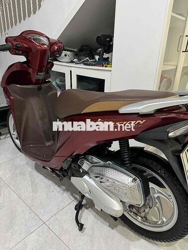 Honda Vision 2020 màu Đỏ