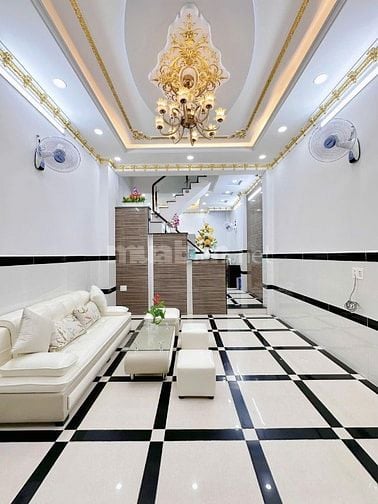 Bán nhà hẻm 135 gò xoài Bình Tân, nhà lầu 2,5 tầng, sổ hoàn công 4PN, 