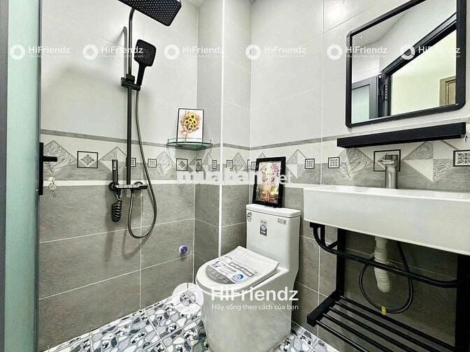 Cho Thuê Phòng Gác Mới Tinh Nhà Thang Máy Gần Ngã Tư Bốn Xã, Tô Hiệu