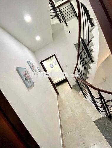 CHO THUÊ PHÒNG CHÍNH CHỦ - NGAY TRUNG TÂM QUẬN 1 - GIỜ GIẤC TỰ DO