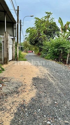 Cần gấp giảm 2,7tỷ Đất thổ cư 1000m2 ngay tỉnh lộ 7