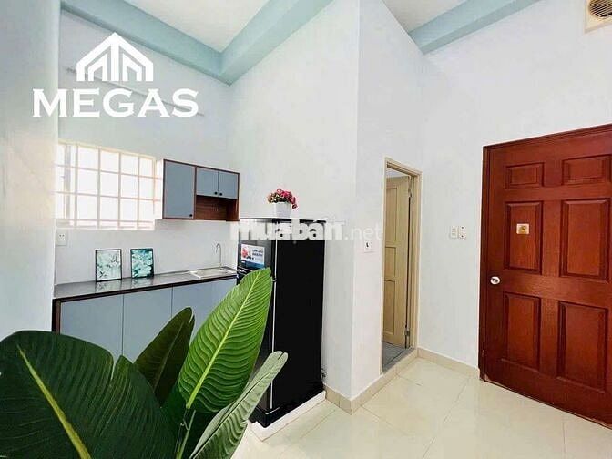 PENHOUSE 1 PHÒNG NGỦ BAN CÔNG TÁCH BẾP GẦN CÔNG VIÊN 