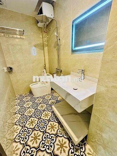 💥 HƠN 7 TỶ SỞ HỮU NHÀ 5 TẦNG – NAM DƯ – DIỆN TÍCH RỘNG HIẾM 🏡