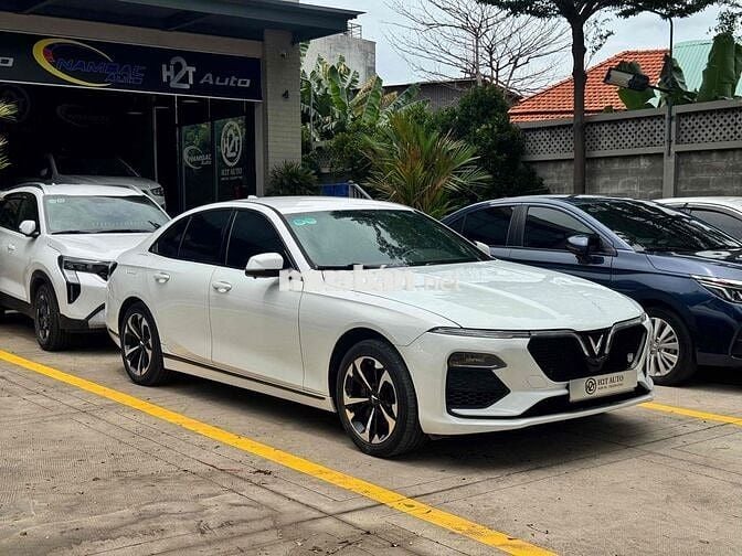 VinFast Lux A Base 2019 Trắng 48.000 km