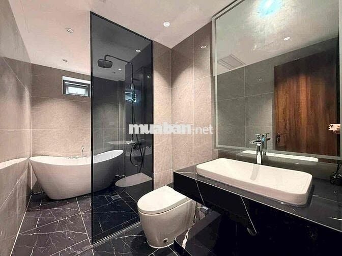BÁN NHÀ MỚI PHỐ GIA THUỴ LONG BIÊN - 65m2 x7 TẦNG GARA XE 7 CHỖ