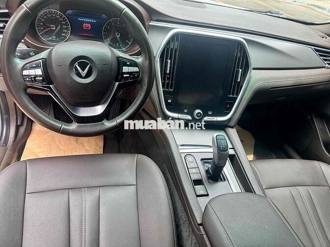 VinFast Lux A Base 2019 Trắng 48.000 km