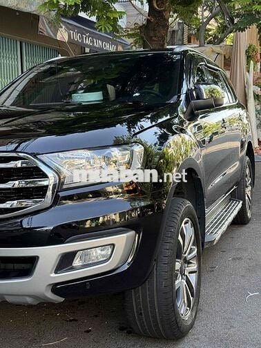 Ford Everest Titanium 4x4 Bi-Turbo 2.0L 97k km Đen