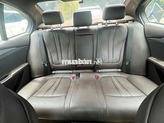 VinFast Lux A Base 2019 Trắng 48.000 km