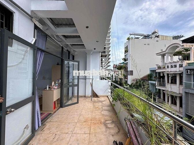 CHO THUÊ CĂN HỘ 2 PHÒNG NGỦ 70m2 BAN CÔNG - MÁY GIẶT RIÊNG NGAY QUẬN 3