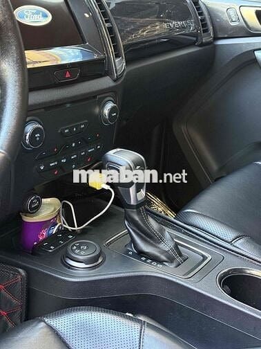 Ford Everest Titanium 4x4 Bi-Turbo 2.0L 97k km Đen