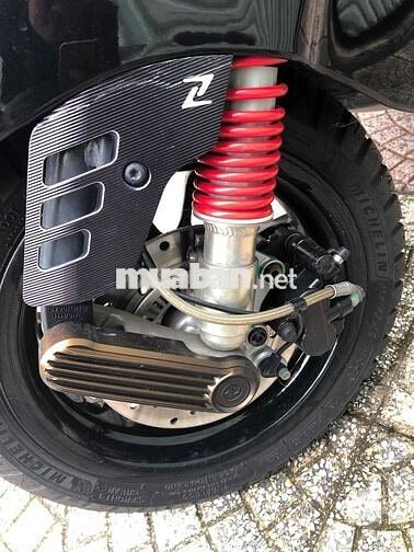 Piaggio Vespa Sprint 150cc 2021;Ohlin 802;