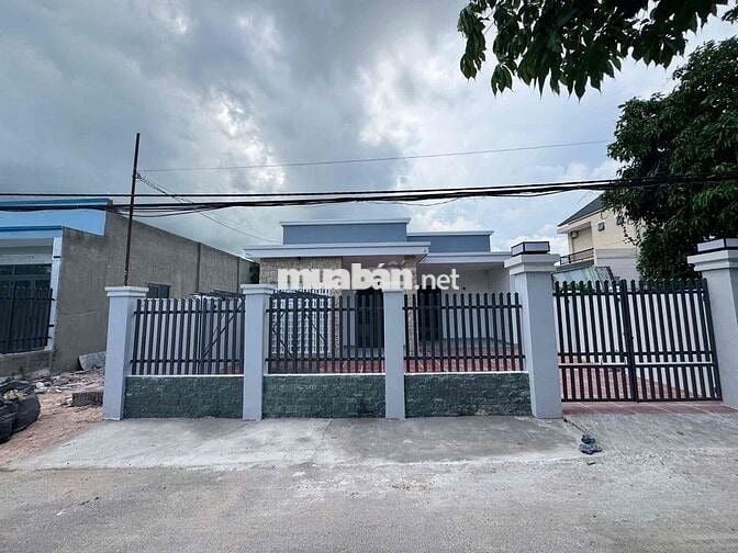 BÁN GẤP NHÀ MỚI MẶT TIỀN CHÂU VĂN BIẾT GẦN BIỂN PHƯỚC HẢI - TT ĐẤT ĐỎ