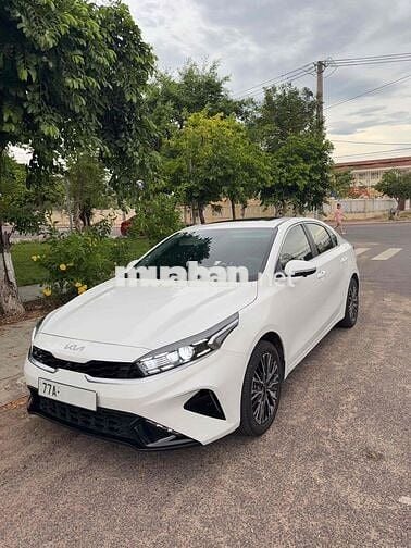 Kia K3 Luxury 2024 Trắng 4 vạn
