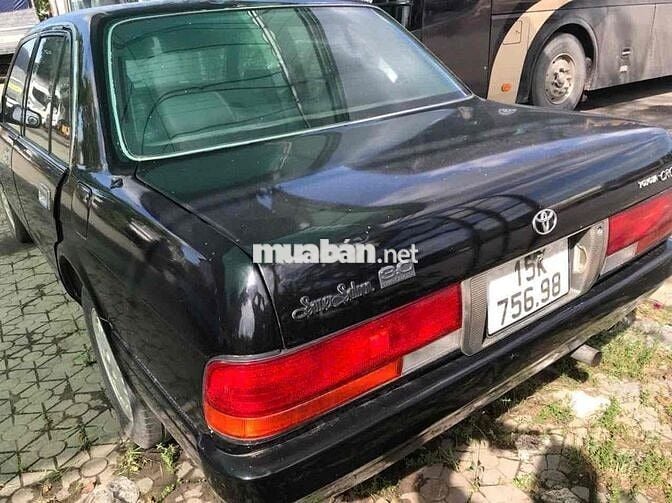 Toyota Crown Đen Xe gia đình 5 chỗ