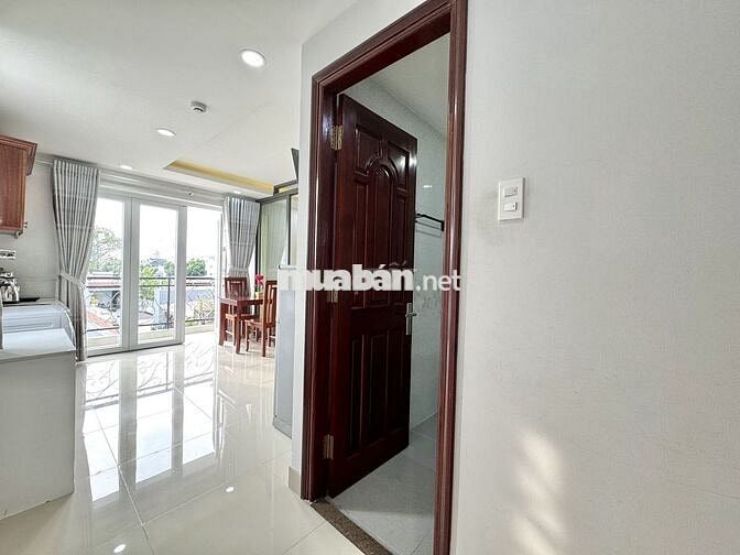 CĂN HỘ BAN CÔNG 1 PN TRẦN QUANG DIỆU GIAO LÊ VĂN SỸ 