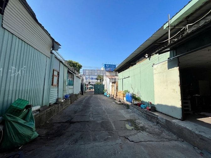 BÁN GẤP KHU ĐẤT VÀNG 2 MẶT TIỀN TỈNH LỘ 10 BÌNH TRỊ ĐÔNG B