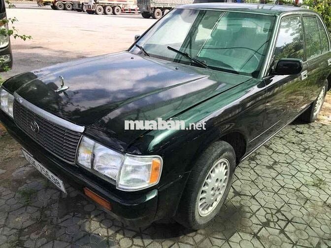 Toyota Crown Đen Xe gia đình 5 chỗ