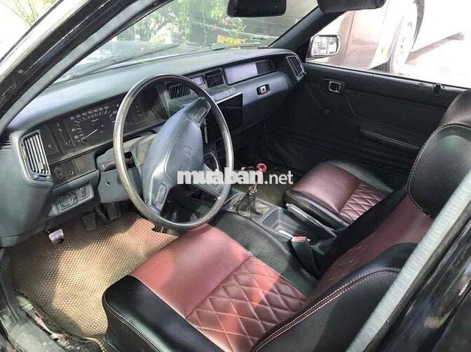 Toyota Crown Đen Xe gia đình 5 chỗ