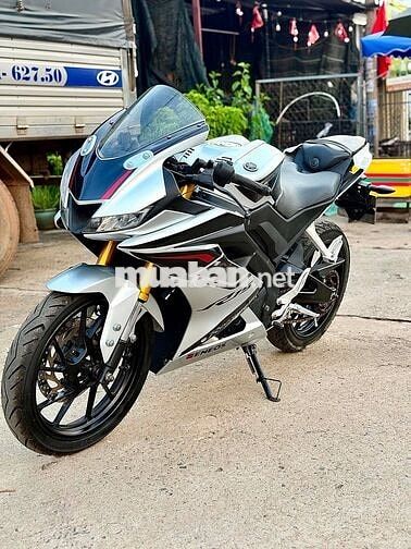 Yamaha R15V3 2023 Bạc