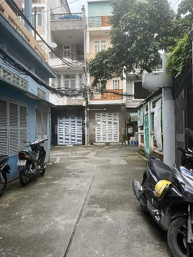 Hẻm xe hơi Huỳnh Văn Bánh,5Tầng,4PN,có hẻm sau,gần Lê Văn Sỹ,giáp Q3