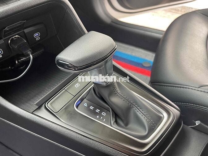 Hyundai Accent 2025 Tự động 7.000 km Trắng