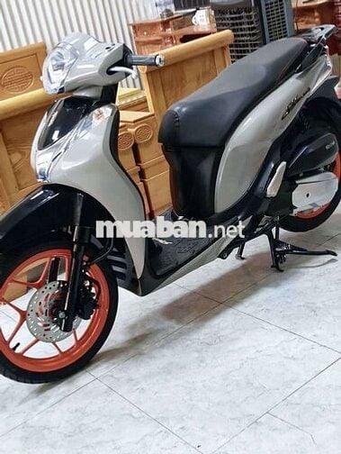 Honda SH Mode 2018 khóa Smartkey Bạc