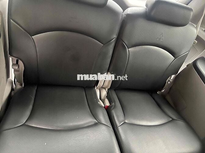 Mitsubishi Grandis Số tự động Vàng cát .9 chủ bán