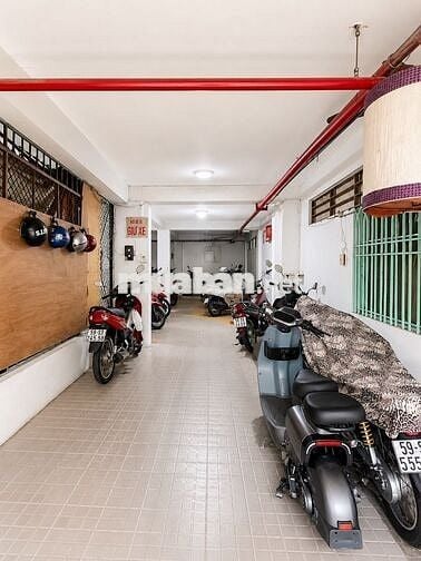 Bán chung cư gần 60m2 - Lầu 1 -Có nhà xe -Nguyễn Xí giao Phạm Văn Đồng