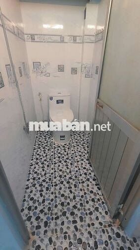 Nhà mới 100% 20m2 giá 2tr9 phạm hùng p4 q8