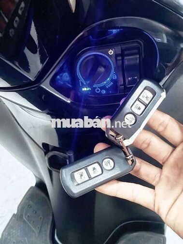 Honda SH Mode 2018 khóa Smartkey Bạc