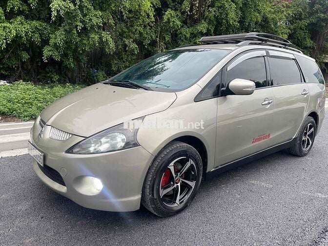 Mitsubishi Grandis Số tự động Vàng cát .9 chủ bán