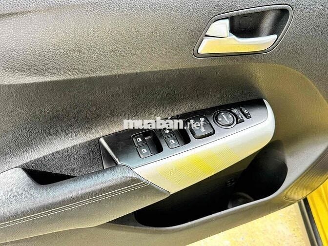 Kia Morning X-Line 2021 Vàng 65.000km