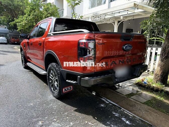 Ford Ranger Wildtrak 2023 Cam đỏ siêu đẹp