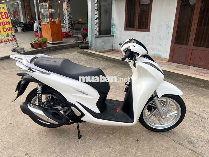 Honda SH 125 2024 Trắng 9.000km bán trả góp
