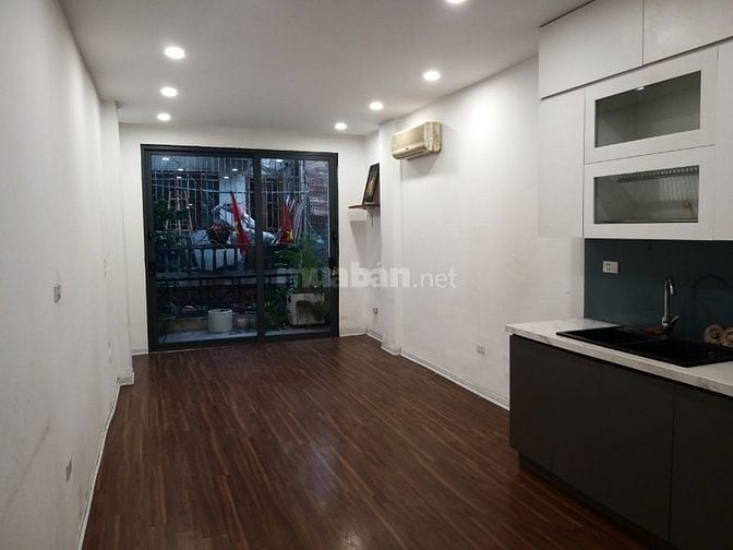 Chính chủ cho thuê nhà nguyên căn 50m x 5 tầng tại ngõ 151A/21 phố Thá