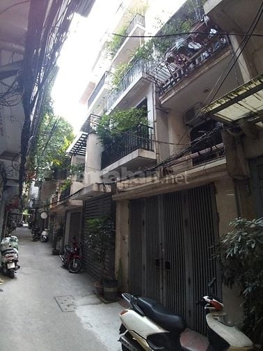 Chính chủ cho thuê nhà nguyên căn 50m x 5 tầng tại ngõ 151A/21 phố Thá
