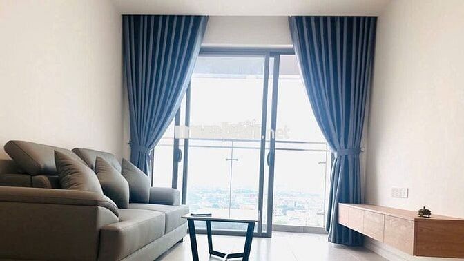 Cho thuê căn hộ 2PN full nội thất mặt tiền QL 13 đối diện Vạn Phúc