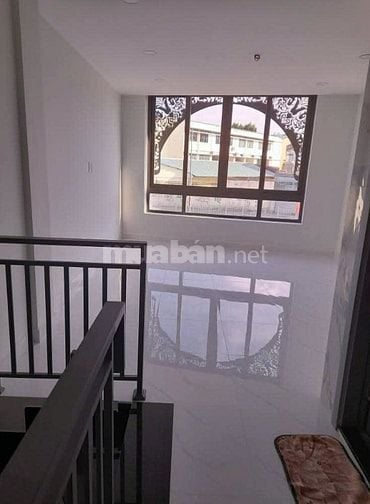 BÁN NHÀ 2MT KÊNH TÂN HÓA, P.14, Q.6, 10 TỶ.