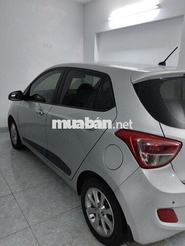 Hyundai i10 2017 1.2 Số sàn 12000 km Bạc