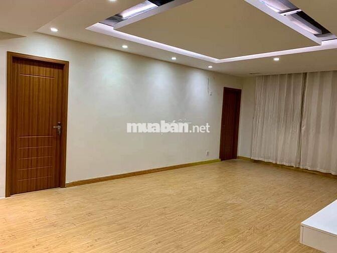 CĂN HỘ TRUNG TÂM Q3 - 3PN RỘNG RÃI 100M² - 15TR - CHUNG CƯ SCREC TOWER