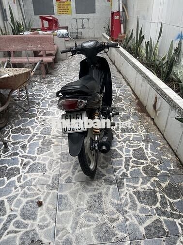 Yamaha Sirius Đen