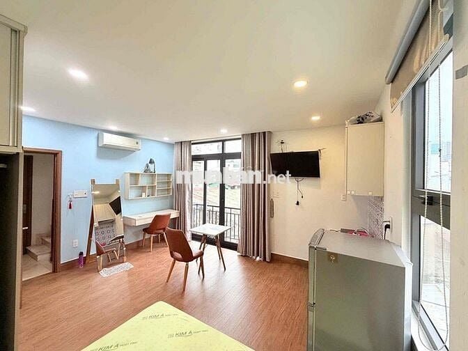 Studio Balcon - Ngày Trần Hưng Đạo Quận 1 - Full Nội Thất Xịn
