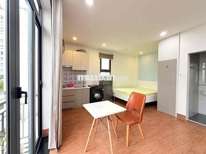 Studio Balcon - Ngày Trần Hưng Đạo Quận 1 - Full Nội Thất Xịn
