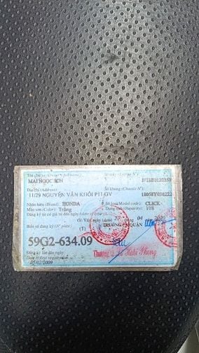 Chủ xe trực tiếp bán click 110 trắng 