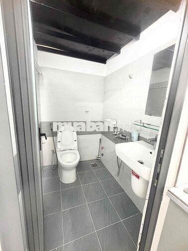 CHO THUÊ PHÒNG GÁC CỬA SỔ SẴN MÁY LẠNH ĐƯỜNG LÊ VĂN QUỚI