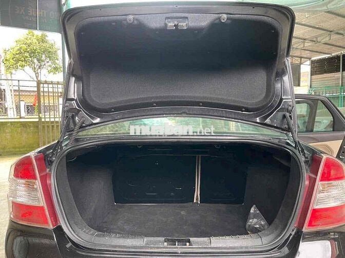 Ford Focus 2011 bản 2.0