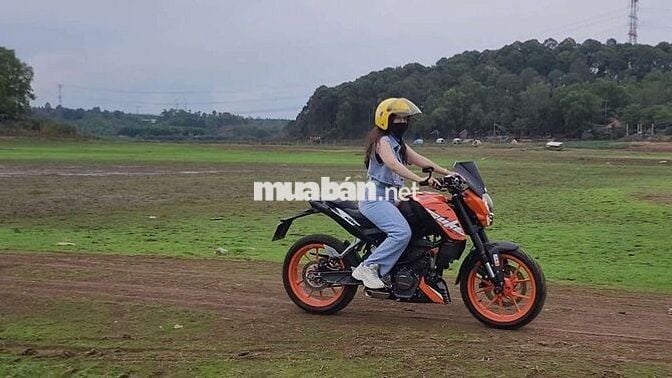 KTM DUKE 200 2020 Cam 17800km