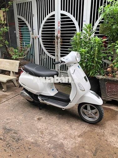 Vespa LX 125 3V 2013 Trắng. siu chất lượng êm du