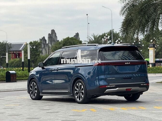 Kia Carnival Signature 2.2D 2022 1 chủ từ đầu